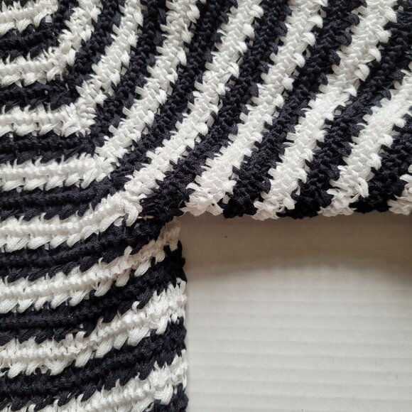 Dana Buchman sweater black and white striped plus size XL pull over v-neck loose - Picture 12 of 13